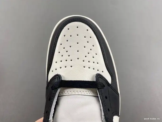 CZ0790-102 Mocha OG 1 Low Air Jordan 0523
